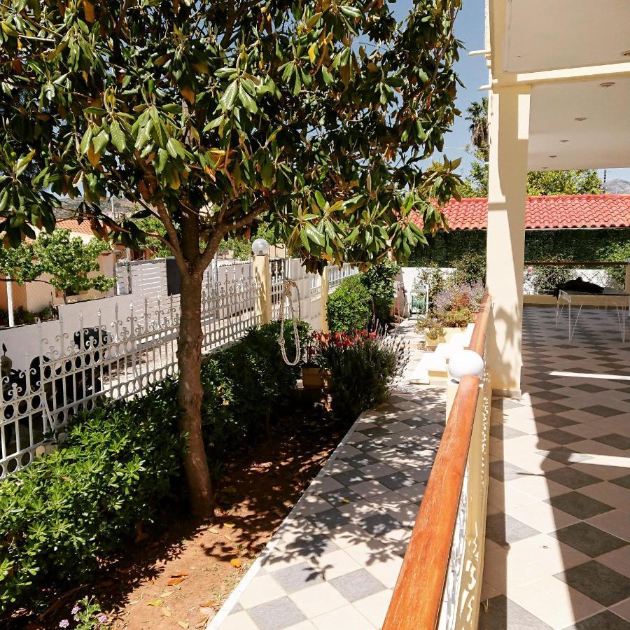 Villa Filoxenia All Seasons, Near Airport, Sea, Athens Agia Marina  Buitenkant foto