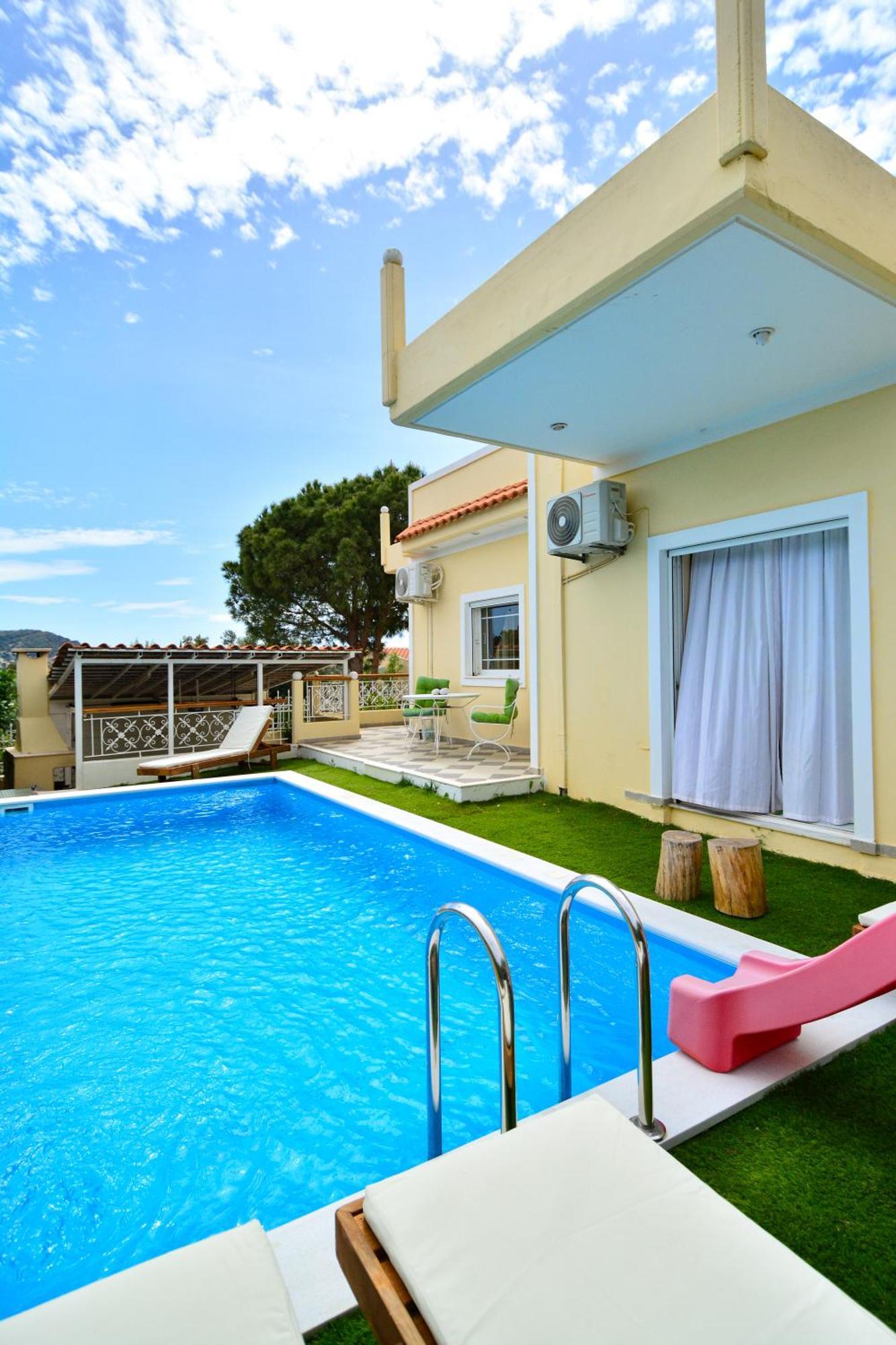 Villa Filoxenia All Seasons, Near Airport, Sea, Athens Agia Marina  Buitenkant foto