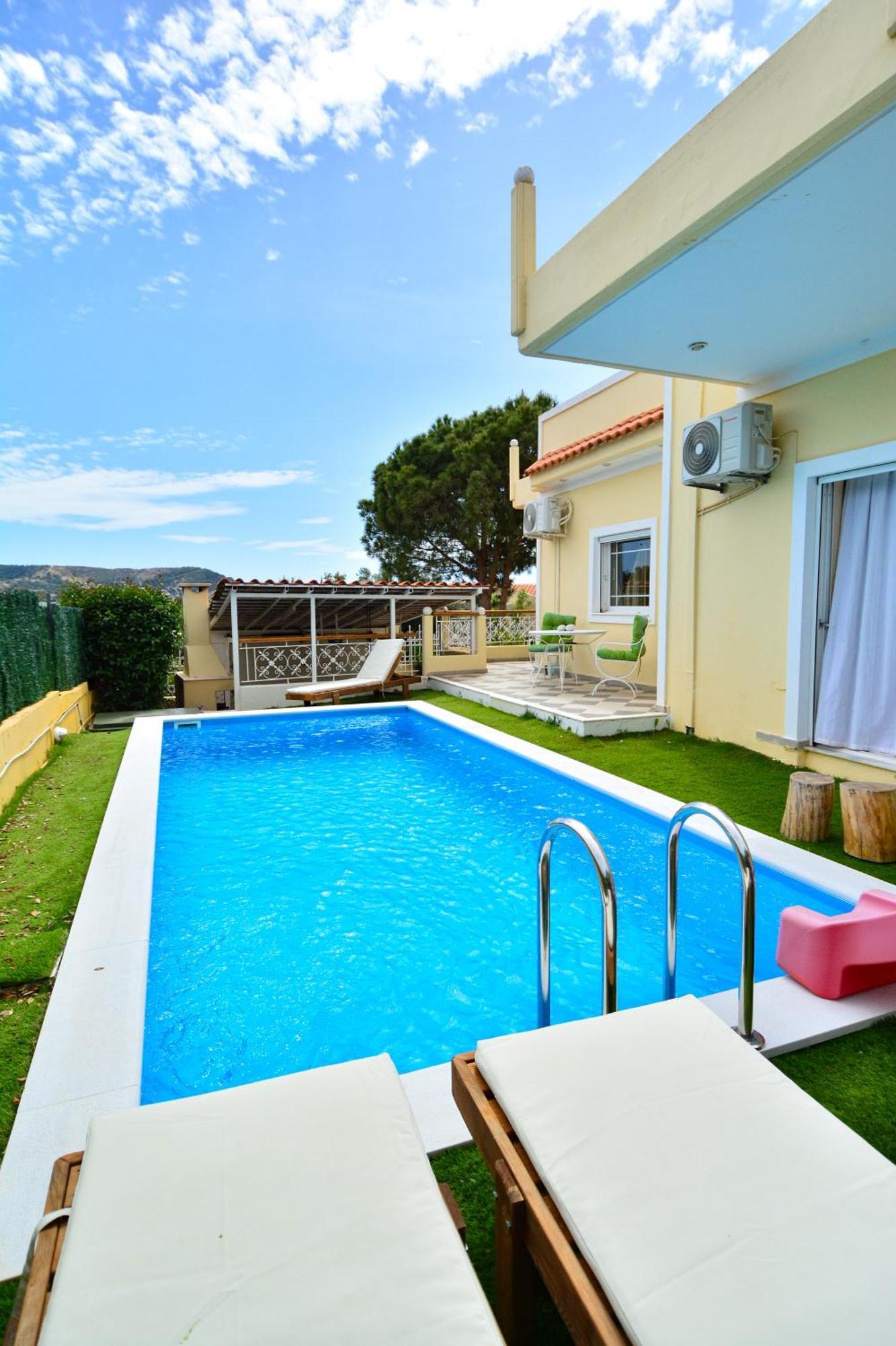 Villa Filoxenia All Seasons, Near Airport, Sea, Athens Agia Marina  Buitenkant foto